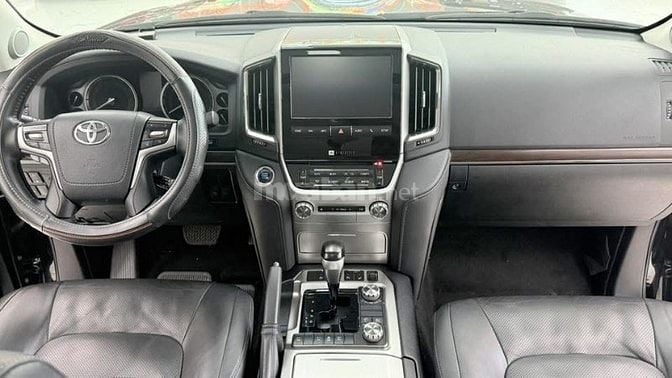 Bán Land Cruiser 4.6 V8 sản xuất 2020. xuất hoá đơn VAT.