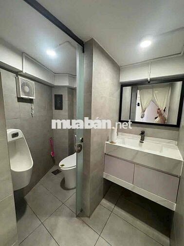Cho Thuê Nhà Mặt Tiền Đường Lê Hồng Phong, Quận 10