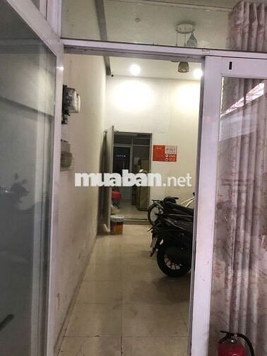 Phòng 81/ Phó Đức chính, Phường 1, Quận Bình Thạnh, giá thuê 4.8tr