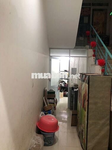 Phòng 81/ Phó Đức chính, Phường 1, Quận Bình Thạnh, giá thuê 4.8tr