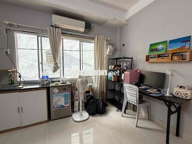 Phòng Ngay Phú Nhuận với giá 4tr6