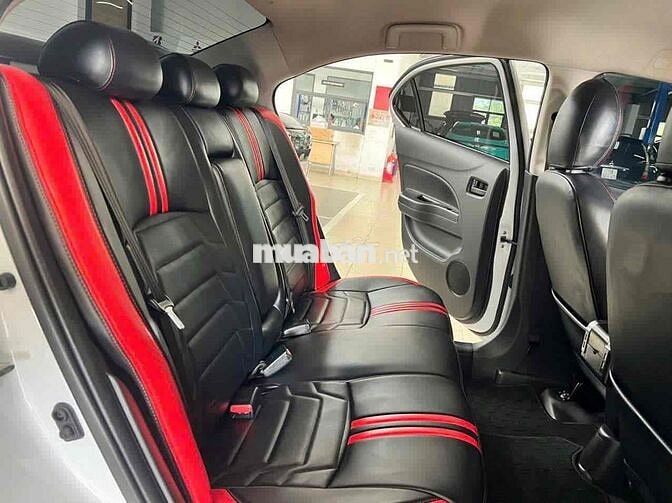 Mitsubishi Attrage MT 2024 Trắng Số sàn 38.000 km