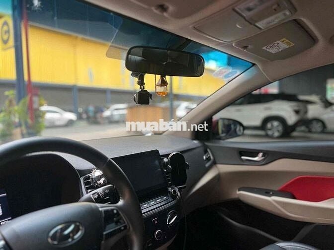 Hyundai Accent AT 2023 43.000km Đỏ