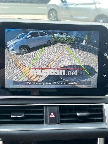 Mitsubishi Xpander Premium 2025 Trắng 8.000 km