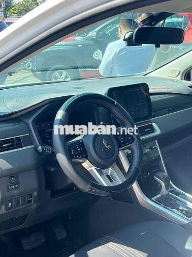 Mitsubishi Xpander Premium 2025 Trắng 8.000 km