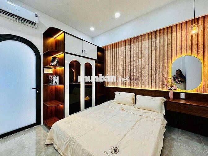NHÀ FULL NỘI THẤT ĐƯỜNG SỐ 8 ĐẸP 2 PHÒNG NGỦ Ở LIỀN