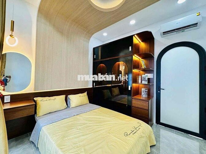 NHÀ FULL NỘI THẤT ĐƯỜNG SỐ 8 ĐẸP 2 PHÒNG NGỦ Ở LIỀN