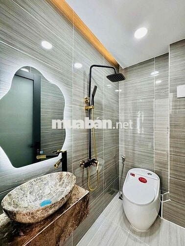 NHÀ FULL NỘI THẤT ĐƯỜNG SỐ 8 ĐẸP 2 PHÒNG NGỦ Ở LIỀN