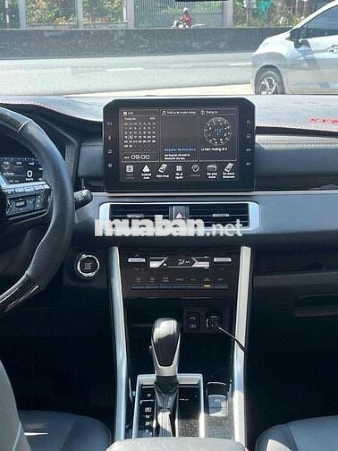 Mitsubishi Xpander Premium 2025 Trắng 8.000 km