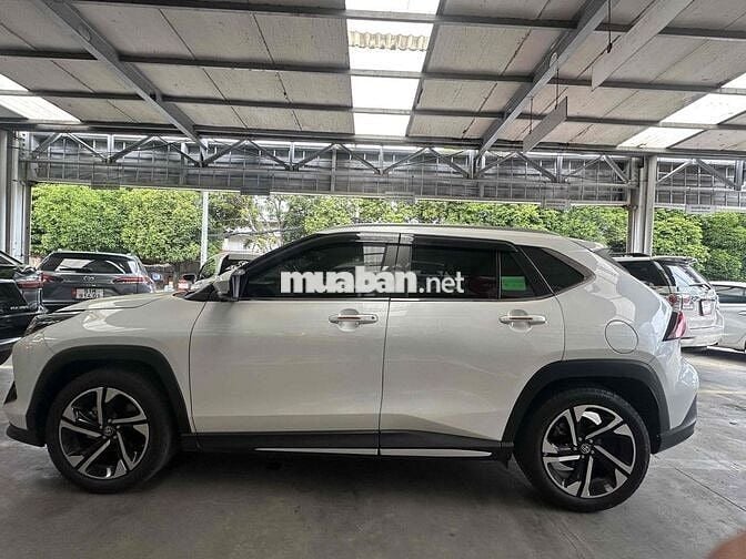 Toyota Yaris Cross 2023, gia đình 1 chủ, full pk