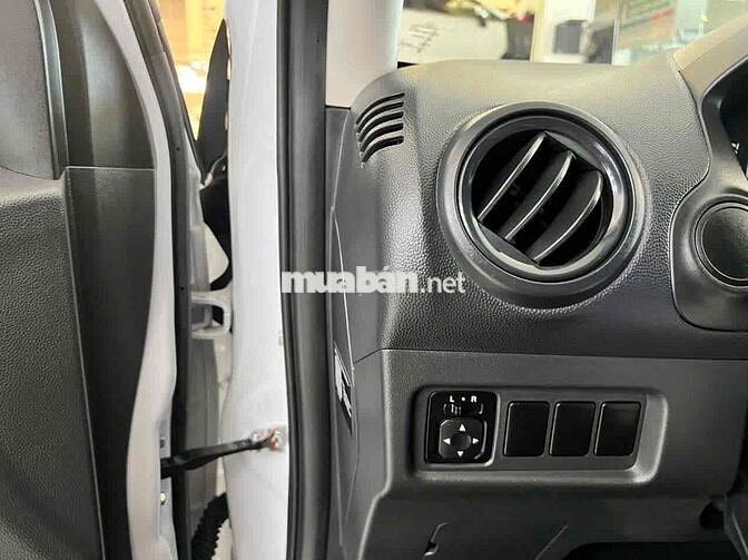 Mitsubishi Attrage MT 2024 Trắng Số sàn 38.000 km
