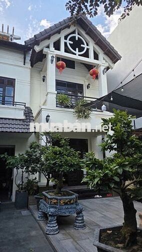 Cho thuê BT Hàn Thuyên full nội thất cao cấp 4PN 3WC. Giá 50tr/tháng