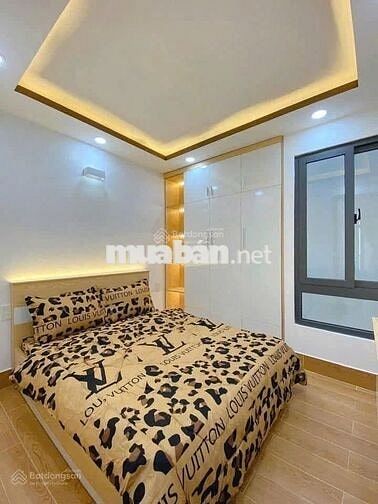 6 Tỷ 2 thương lượng, Liên khu 4-5, 3 Lầu, HXH 8m, SHR CC trong ngày