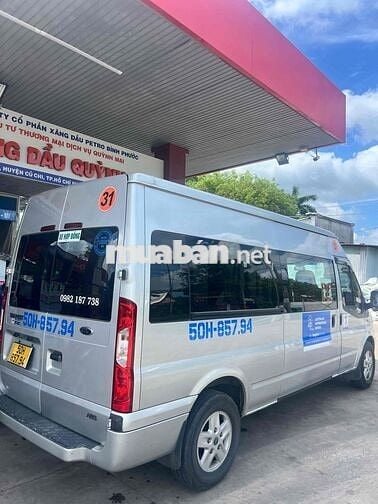 Ford Transit Xe khách 16 chỗ Số sàn Bạc