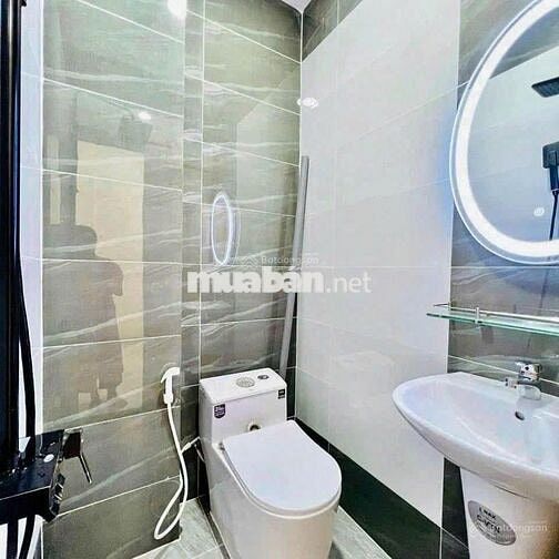 6 Tỷ 2 thương lượng, Liên khu 4-5, 3 Lầu, HXH 8m, SHR CC trong ngày