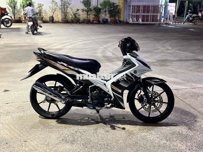 Em cần bán Exciter 1S9A Trắng đen Zin êm nhẹ