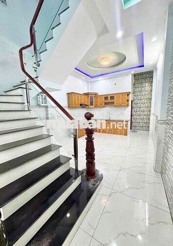 BÁN GẤP NHÀ 4 TẦNG KHU TÊN LỬA - ĐƯỜNG TỈNH LỘ 10, BÌNH TÂN.
