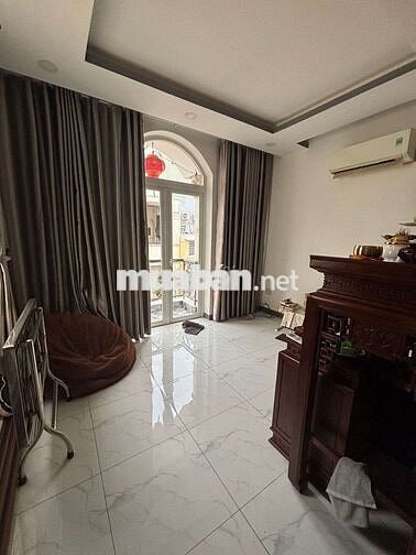 Bán nhà 3 tầng Bùi Minh Trực Quận 8- DT 82m2 - Giá 8.8 tỷ hẻm thông 