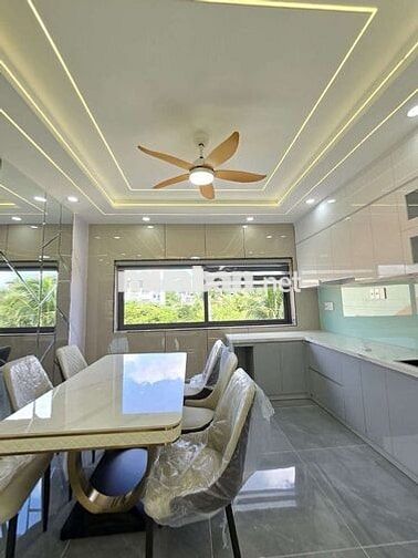 5.5 tỷ - Nhà Tỉnh Lộ 10, 4 Tầng, Hẻm ô tô 8m, Tặng Full Nội thất đẹp