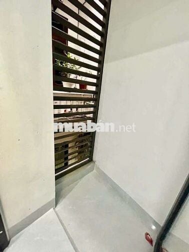 Siêu Phẩm CCMN mới full đồ. máy giặt riêng, ban công tại Khâm Thiên
