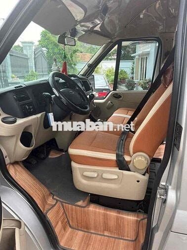 Ford Transit Xe khách 16 chỗ Số sàn Bạc