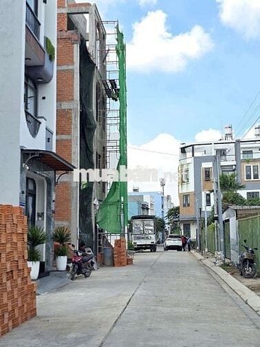 5.5 tỷ - Nhà Tỉnh Lộ 10, 4 Tầng, Hẻm ô tô 8m, Tặng Full Nội thất đẹp