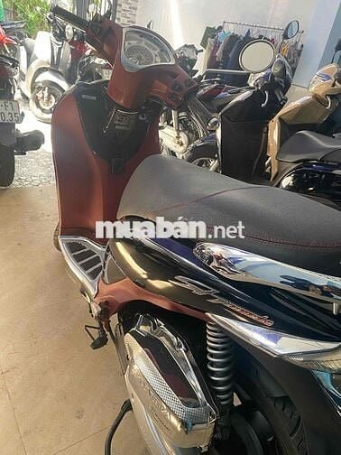 Honda SH Mode Đen, Đỏ Xe tay ga Việt Nam