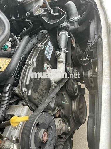 Ford Transit Xe khách 16 chỗ Số sàn Bạc