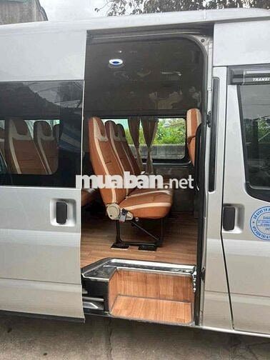 Ford Transit Xe khách 16 chỗ Số sàn Bạc