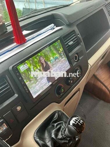 Ford Transit Xe khách 16 chỗ Số sàn Bạc