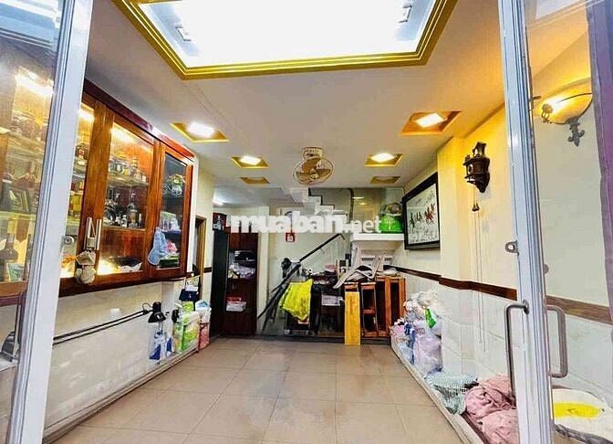 Bán nhà 3 tầng Đường Dương Bá Trạc hẻm xe hơi - DT 38m2 - Giá 5.3 tỷ