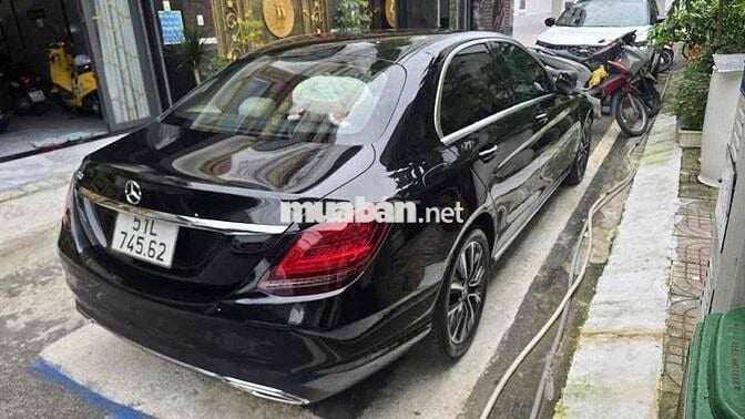 Mercedes-Benz C200 2018 Đen 89.000 km
