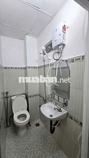 Nhà Có Nội Thất_4 Tầng 3 Phòng 4wc_ Phòng Đều Có Ban Công