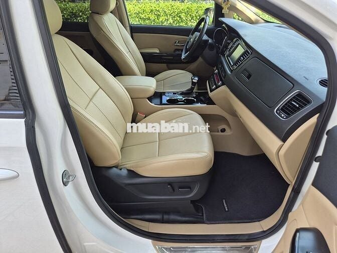 Sedona dầu full,2019,m.trắng,gđ sử dụng mới 98%.