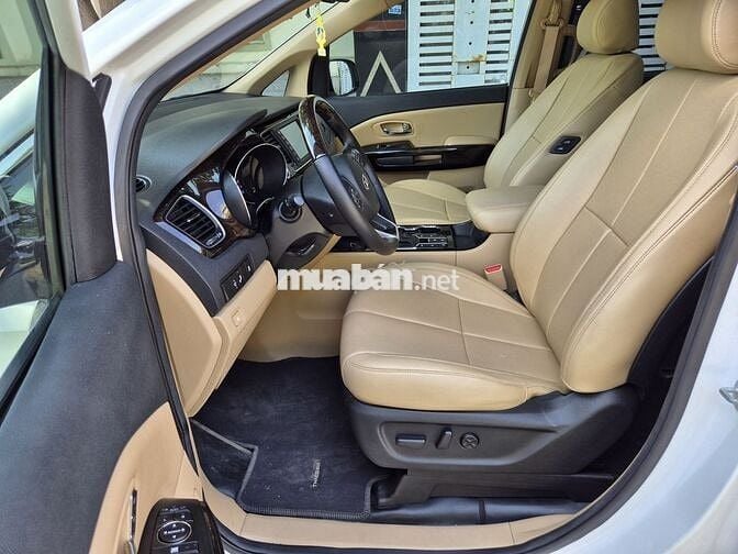 Sedona dầu full,2019,m.trắng,gđ sử dụng mới 98%.