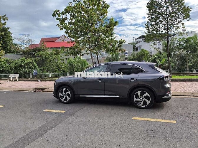 VinFast VF8 Eco Xám 39.000 km Điện