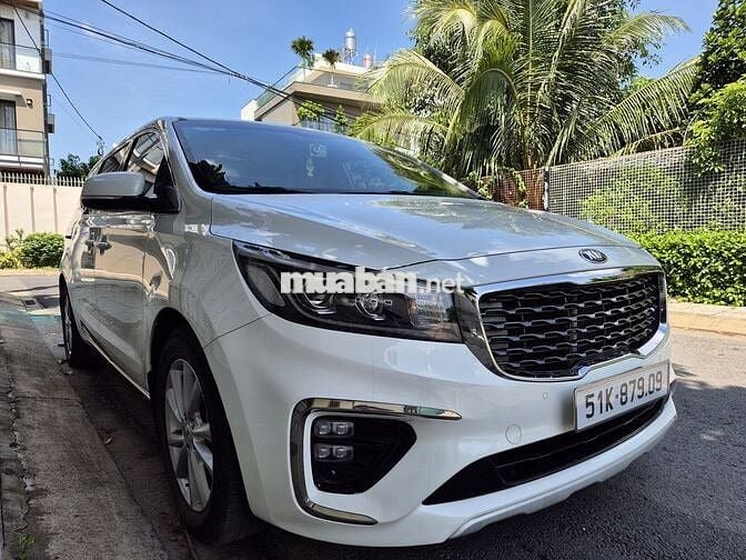 Sedona dầu full,2019,m.trắng,gđ sử dụng mới 98%.