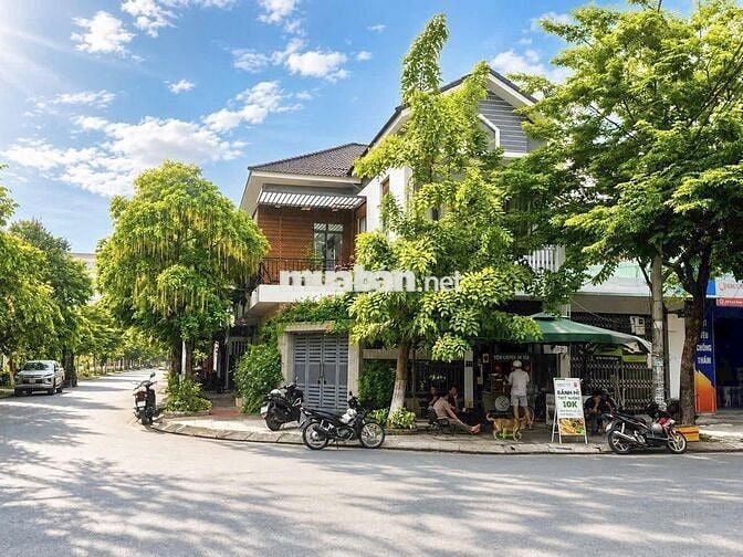 Bán Biệt thự 2 mặt tiền đường 10m5 và 7m5 đường TRẦN ĐÌNH NAM