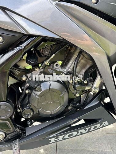 Honda CBR150 2019 Đen nguyên rin chuẩn lướt 9k km