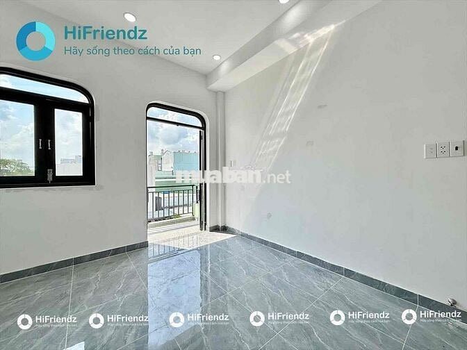 STUDIO THANG MÁY BANCOL NGAY ĐẠI HỌC NGUYỄN TẤT THÀNH Q12