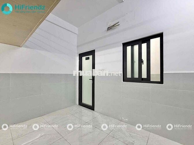 SIÊU PHẨM NGAY ĐẠI HỌC NGUYỄN TẤT THÀNH Q12