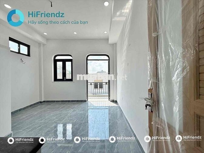 STUDIO THANG MÁY BANCOL NGAY ĐẠI HỌC NGUYỄN TẤT THÀNH Q12