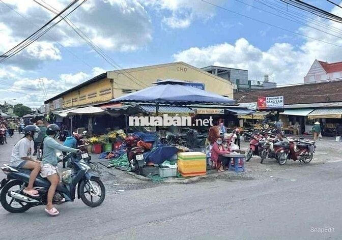 Cần Trả lãi ngân hàng trong tuần nên bán gấp lô đất đường số 12