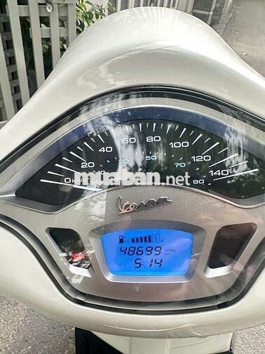 Piaggio Vespa 2019 Trắng - xe zin 1 chủ