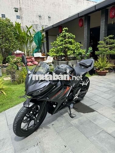 Honda CBR150 2019 Đen nguyên rin chuẩn lướt 9k km