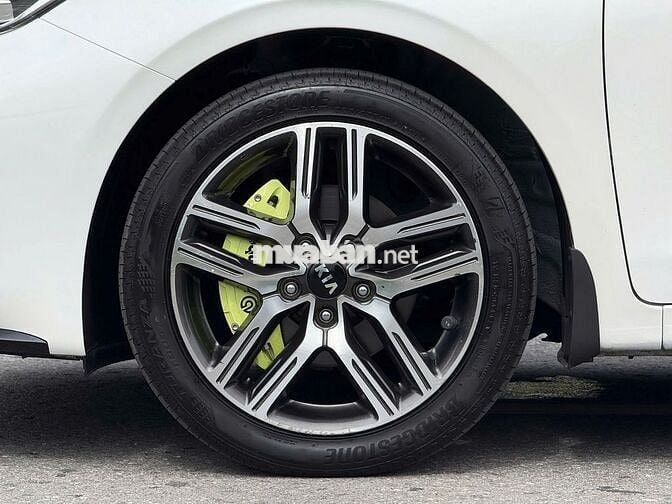 KIA Cerato 2019 1.6 AT Luxury Trắng