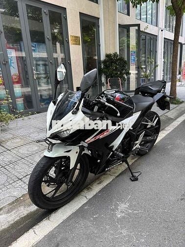 Honda CBR150 2018 chính chủ biển số thành phố