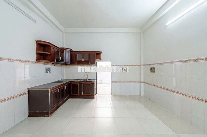 NHÀ 5PN ĐƯỜNG SỐ 8 LINH XUÂN - SÂN OTO - GIÁ CHỈ 11TR - SIÊU RẺ