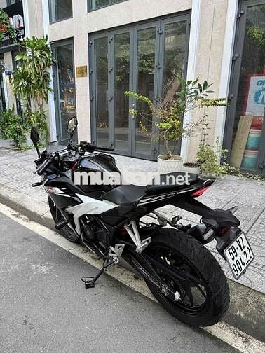 Honda CBR150 2018 chính chủ biển số thành phố
