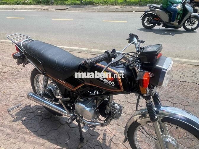 Honda Win 100 Đen mới tinh